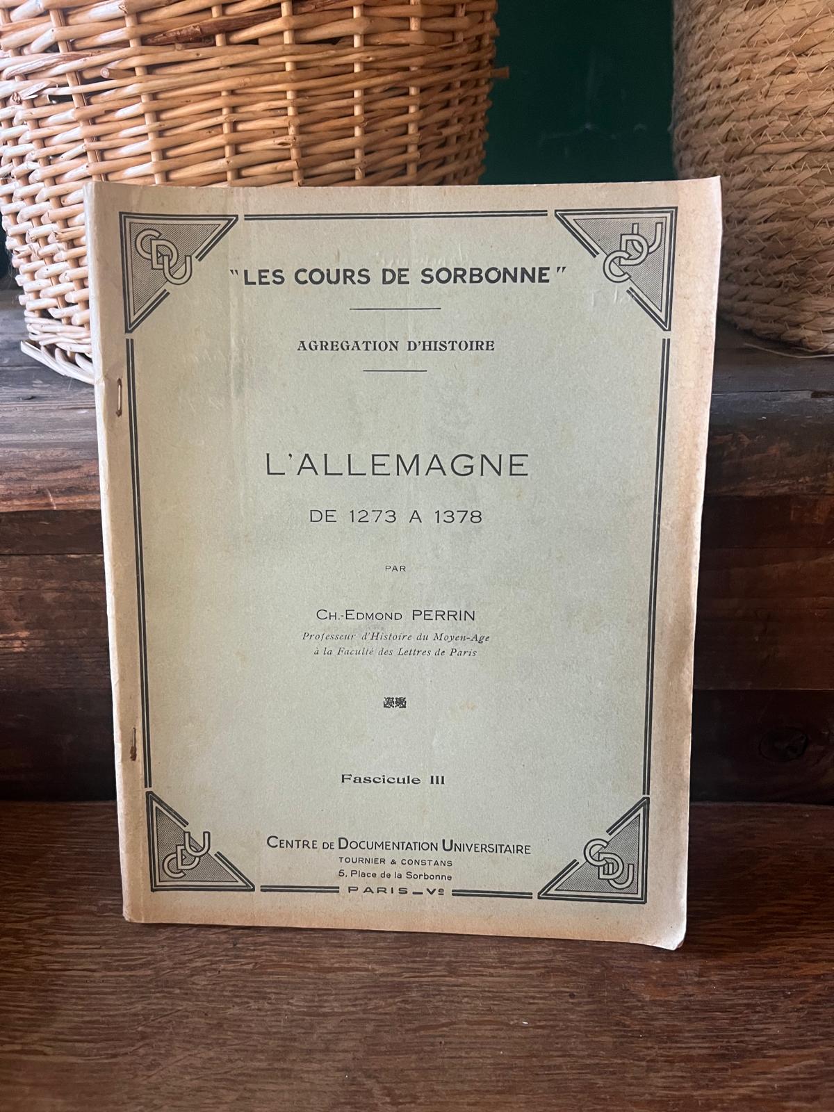 Vintage French "Les Cours de Sorbonne" History Lecture Books, 1938–1952, Set of 9